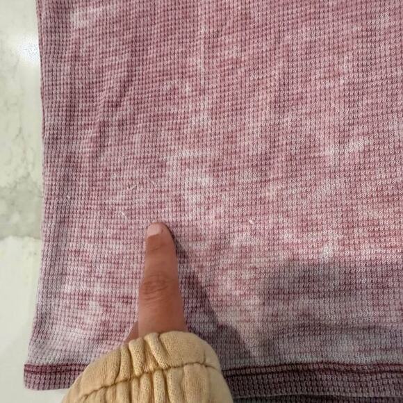 American Eagle V-Neck Burnout Crossover T-Shirt Women’s Small Pink Lightweight - Picture 3 of 7